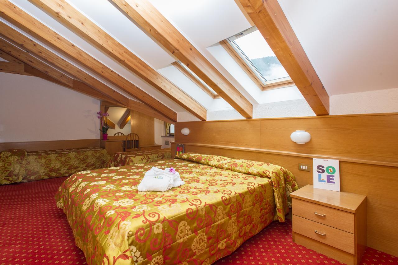 Hotel Val Di Sole Mezzana  Exteriör bild