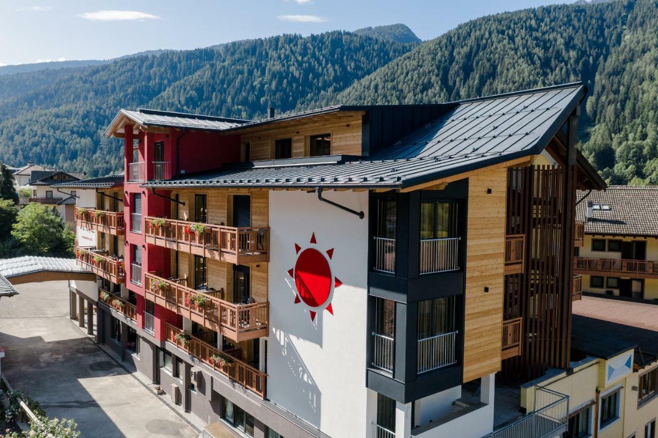 Hotel Val Di Sole Mezzana  Exteriör bild